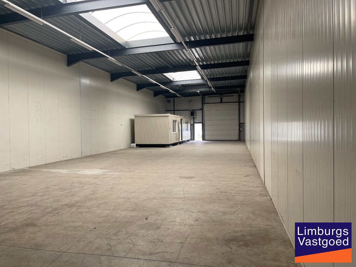 KMO-unit, 335 m², industriezone Genk-Zuid 