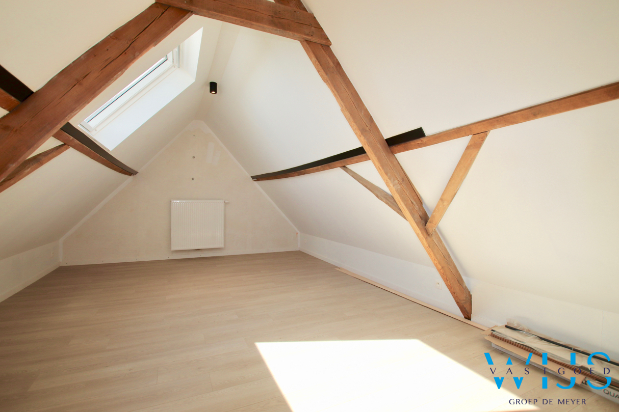 Totaal gerenoveerd woonhuis te Assenede 