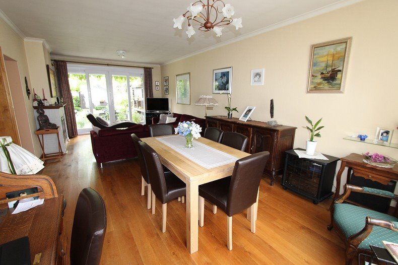 VERKOCHT IN UW BUURT ! 