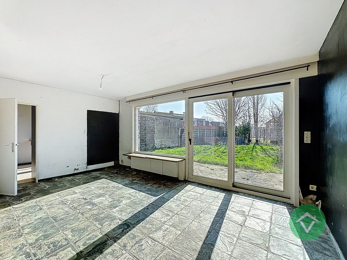 Woning met 3 slaapkamers en garage te Lichtervelde 