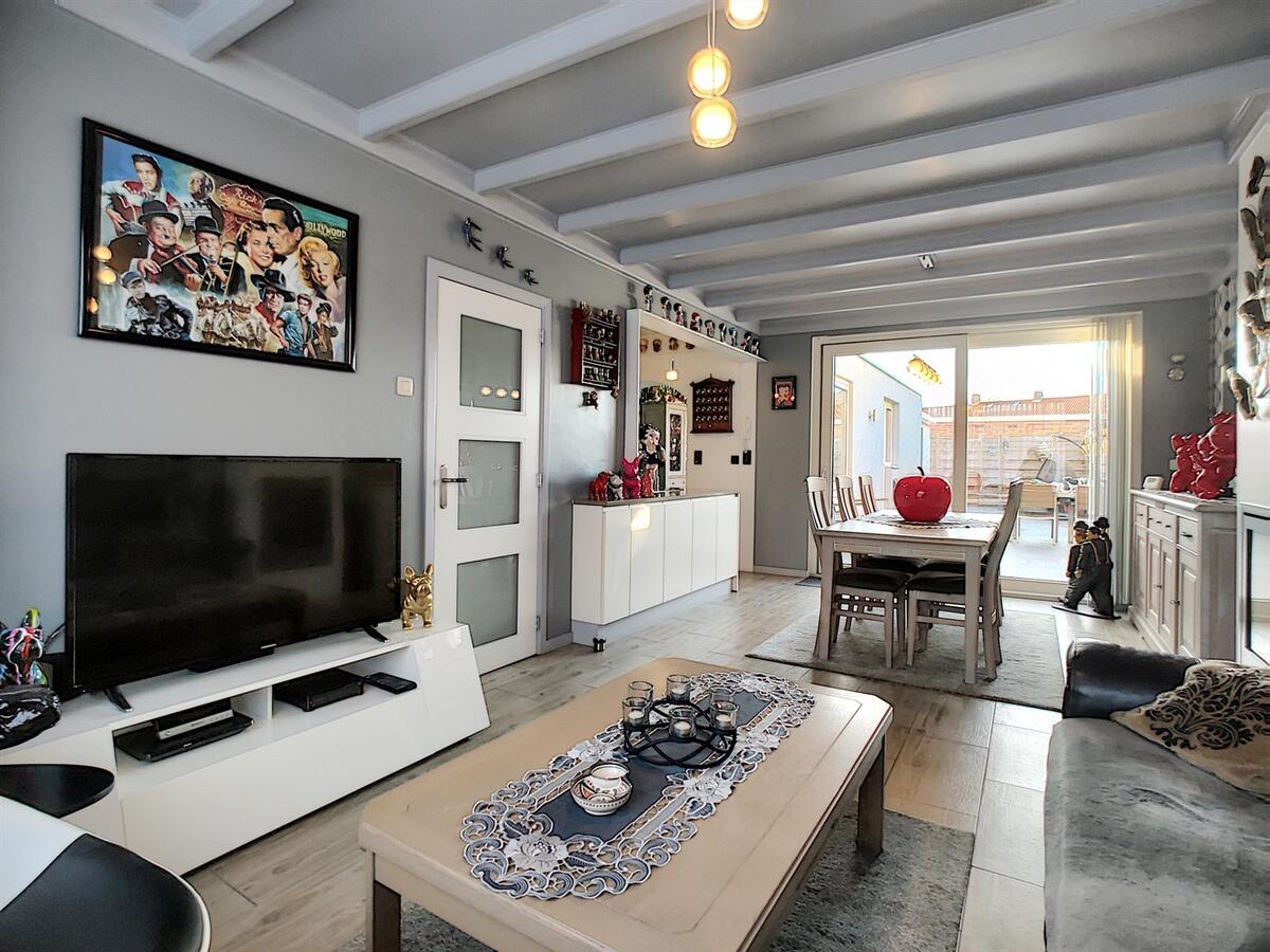 Knap gerenoveerde woning met zongericht terras - Sluis 