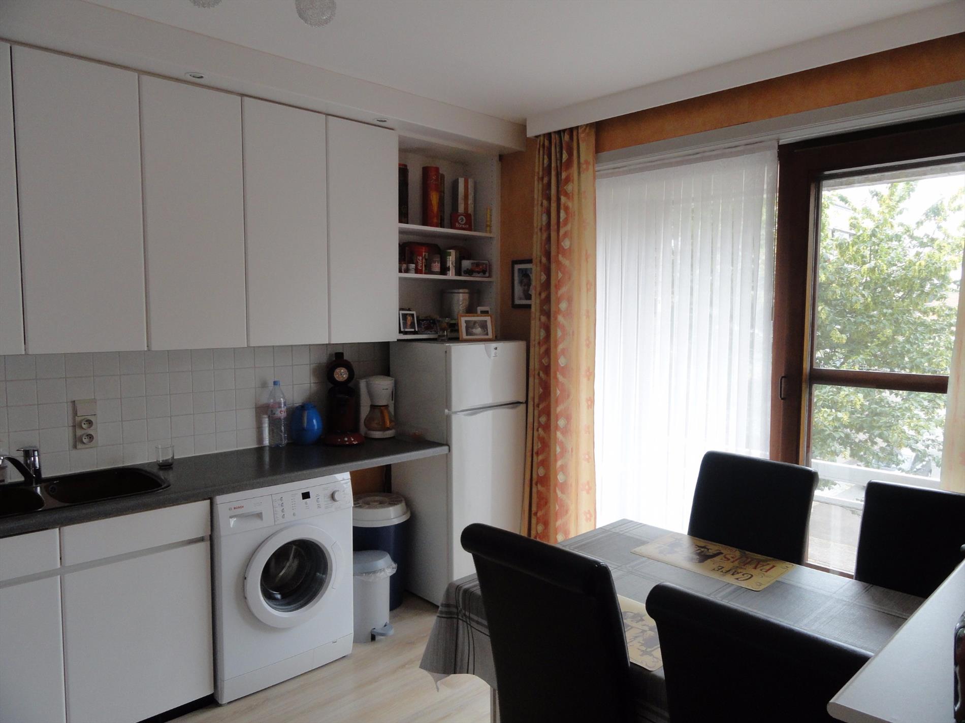 Ruim appartement met 3 slaapkamers en garage 