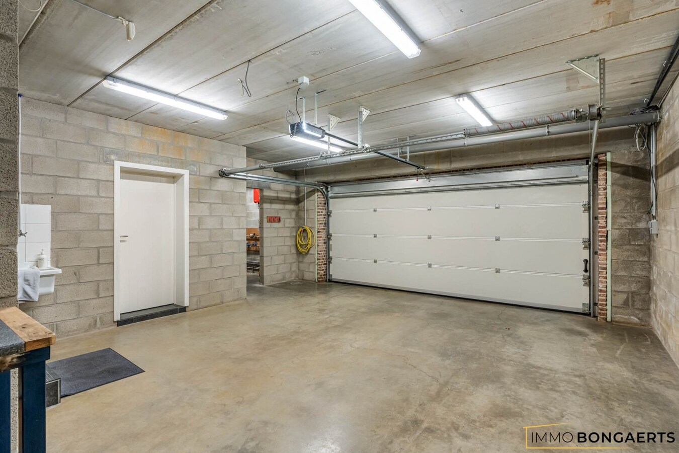 Prachtig afgewerkte woning met praktijkruimte 