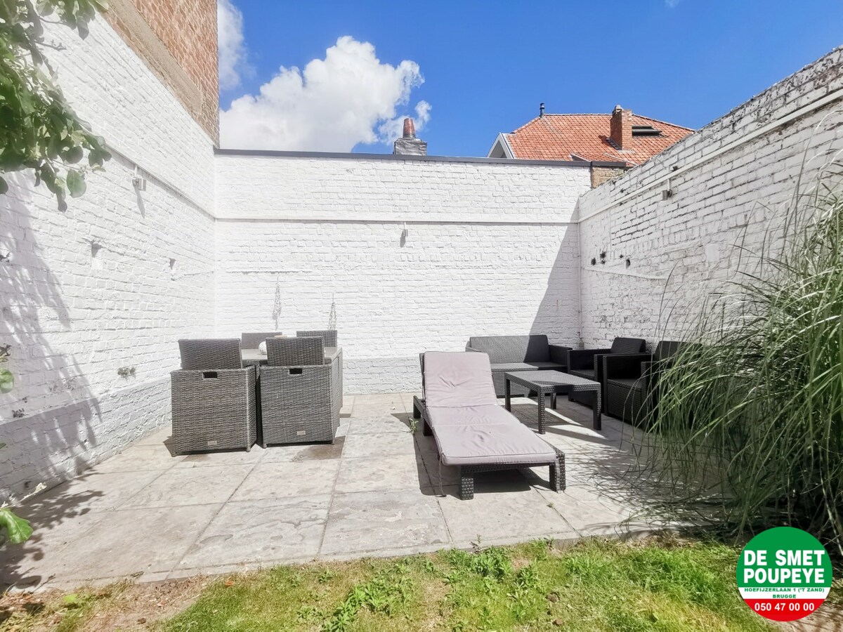 Ruime centraal gelegen rijwoning 