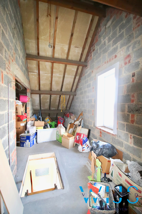 Instapklare bel-étage in HOB te Zelzate ! 