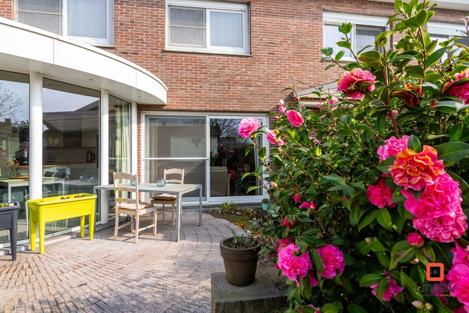 Instapklare, lichtrijke en ruime gezinswoning met 4 slaapkamers en grote tuin! 