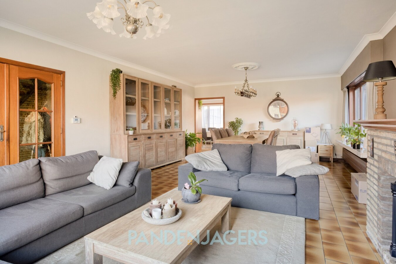 Ruime woning met 3 slaapkamers, garage en zuidgerichte tuin te Duffel-Oost 