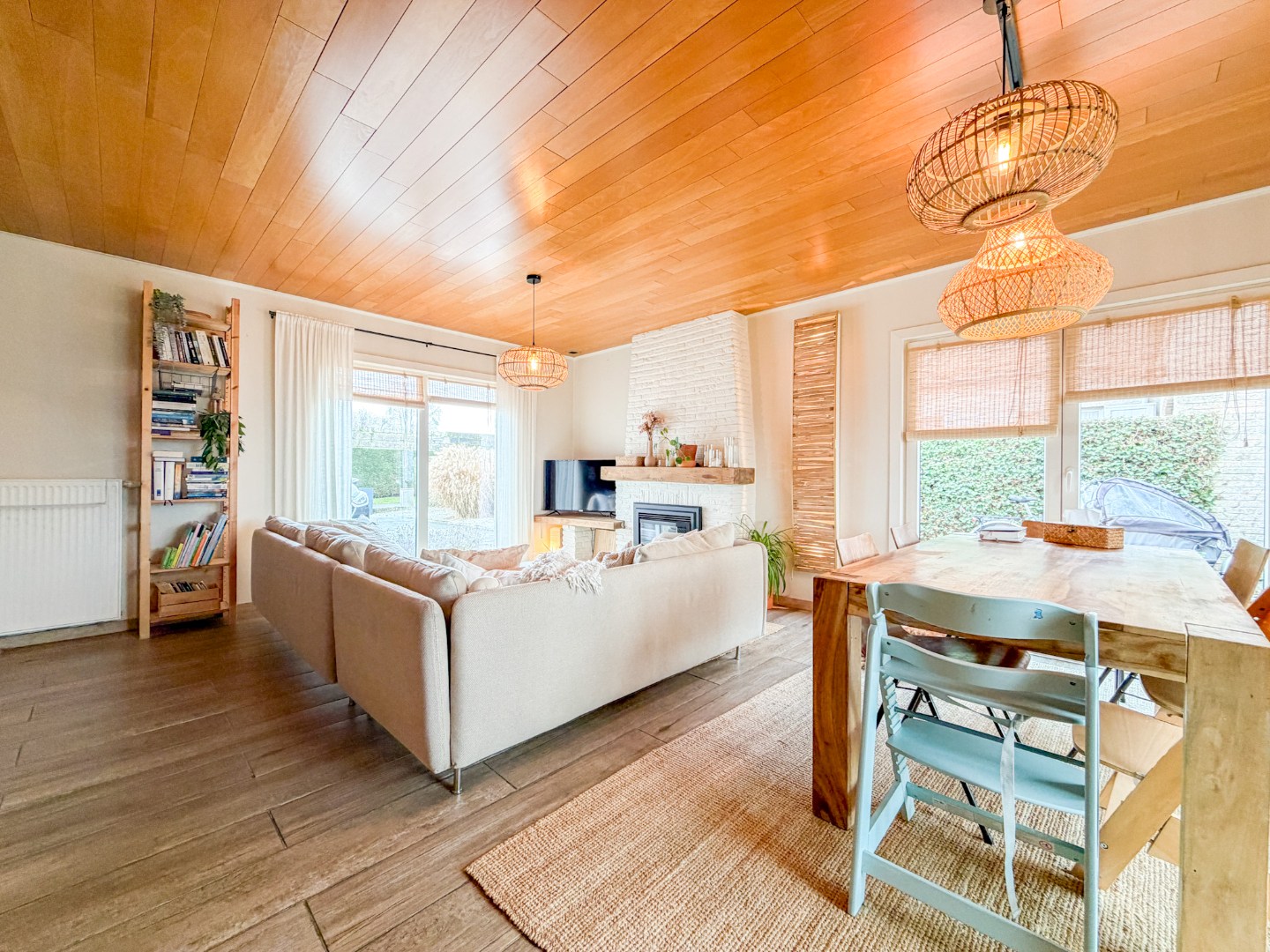 Toffe instapklare woning, 3 slpk, garage, tuin, gunstige gelegen in Gistel 