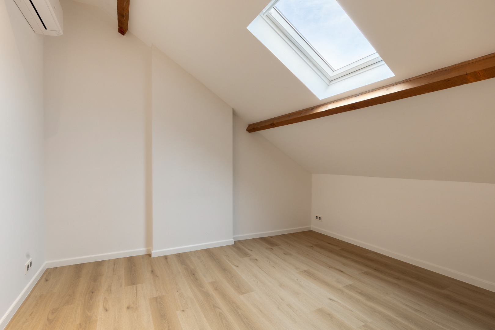 In 2026 volledig gerenoveerde woning in rustige straat - EPC A 