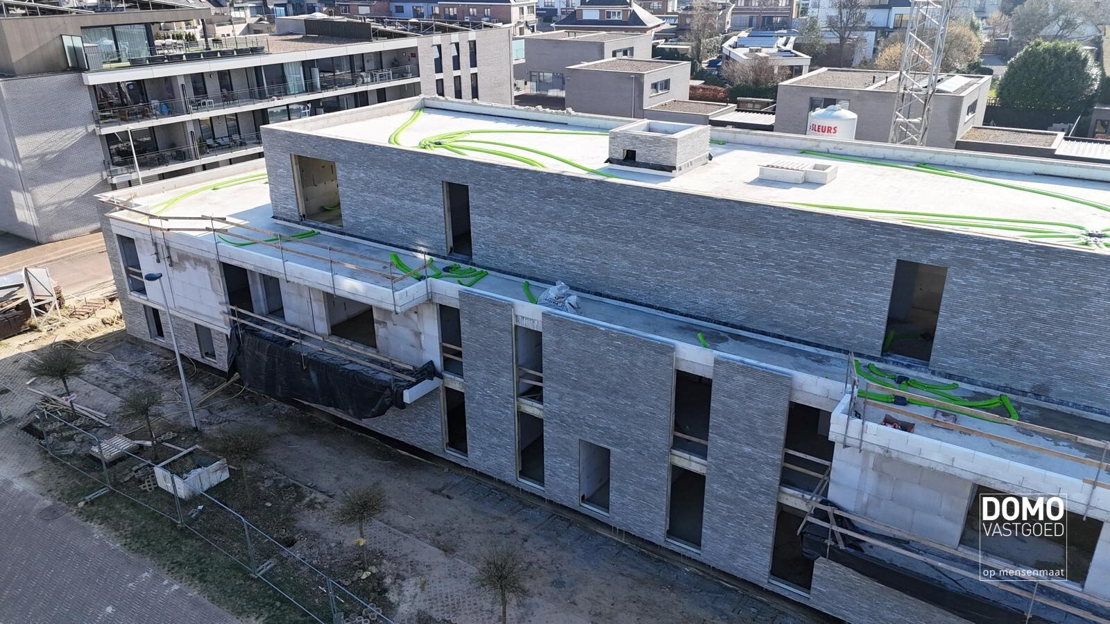 KNAP ARCHITECTURAAL WOONPROJECT IN HET CENTRUM VAN KERMT 