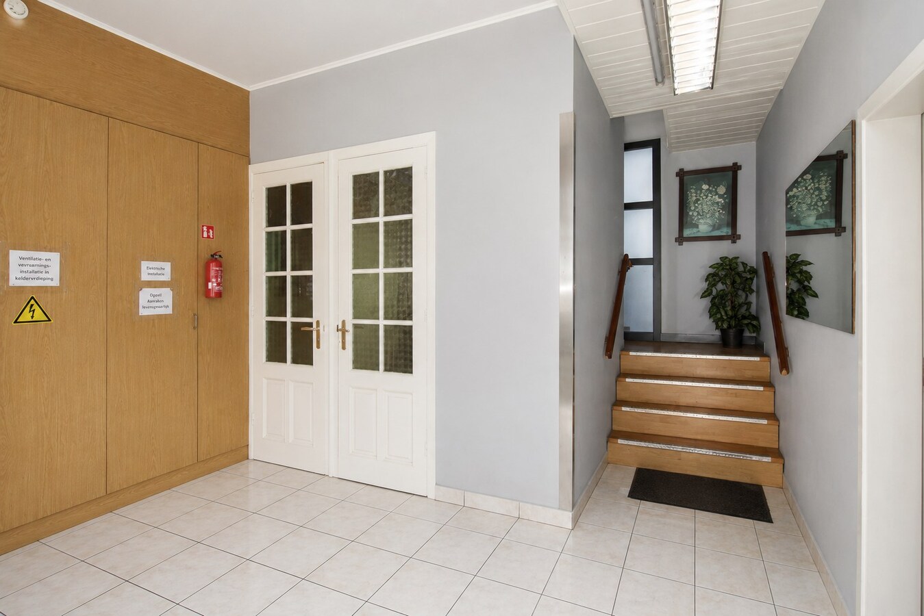 Interessante investeringsopportuniteit: opbrengsteigendom met drie appartementen in Sint-Niklaas 