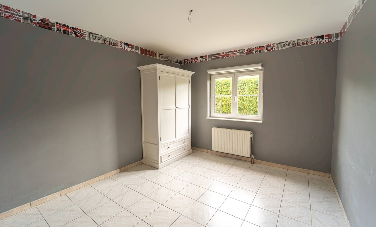 Royale villa met zwembad en extra woonruimte op 3070 m² 