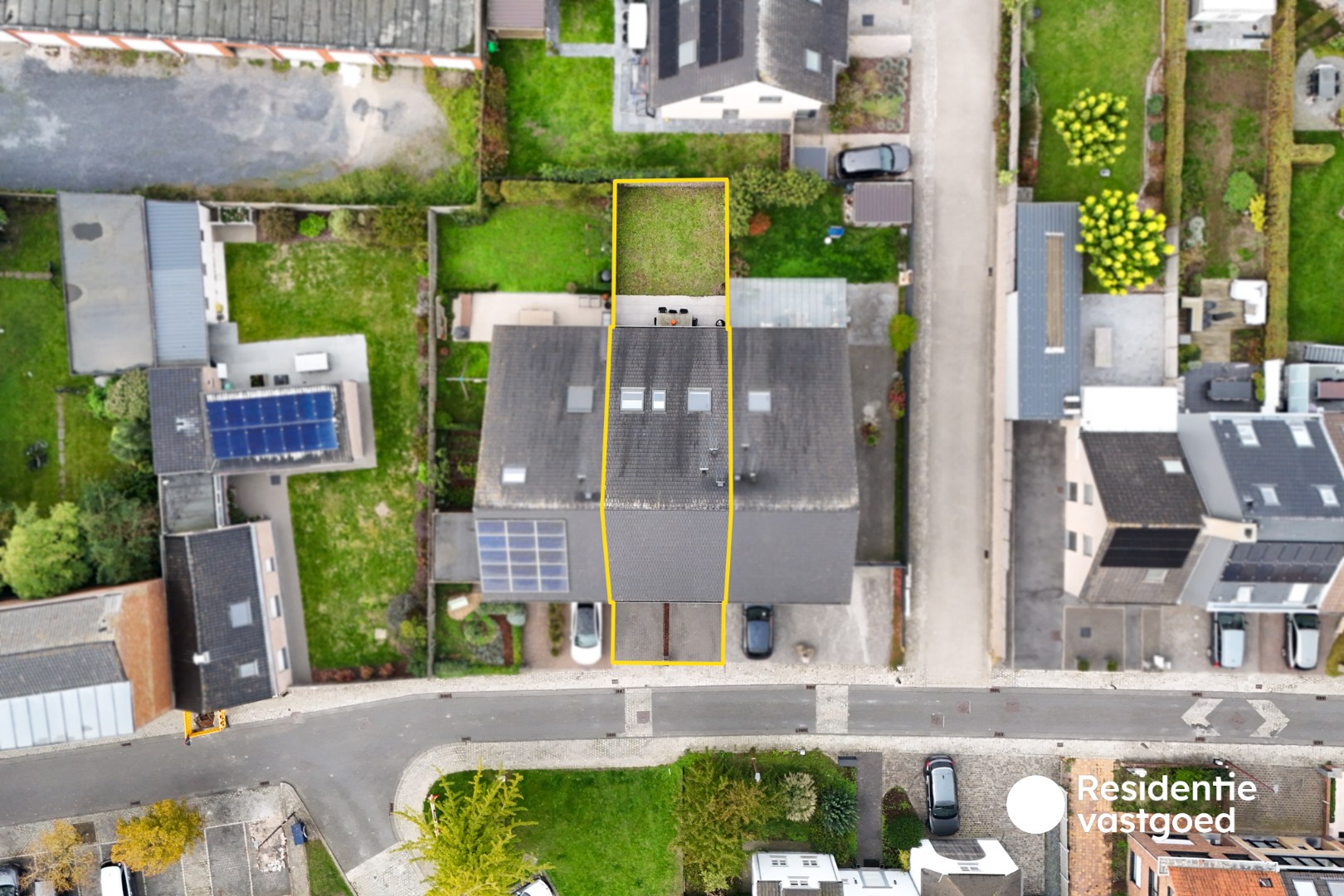 Recente en instapklare woning met 3 slaapkamers, garage en tuin te Zandvoorde! 