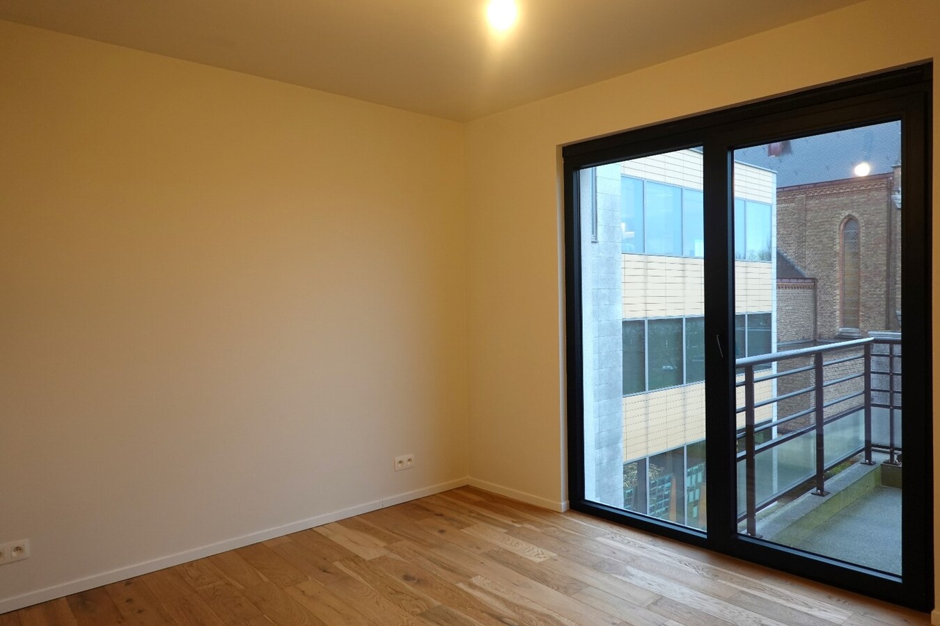 Prachtig afgewerkt nieuwbouwappartement in centrum De Haan met garagebox 