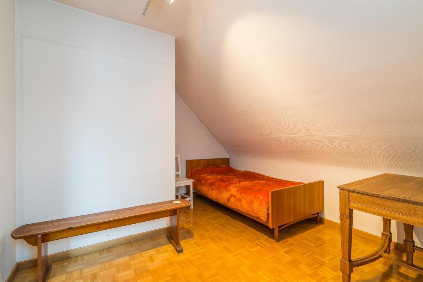 Uitstekend gelegen karakterwoning met tal van mogelijkheden 
