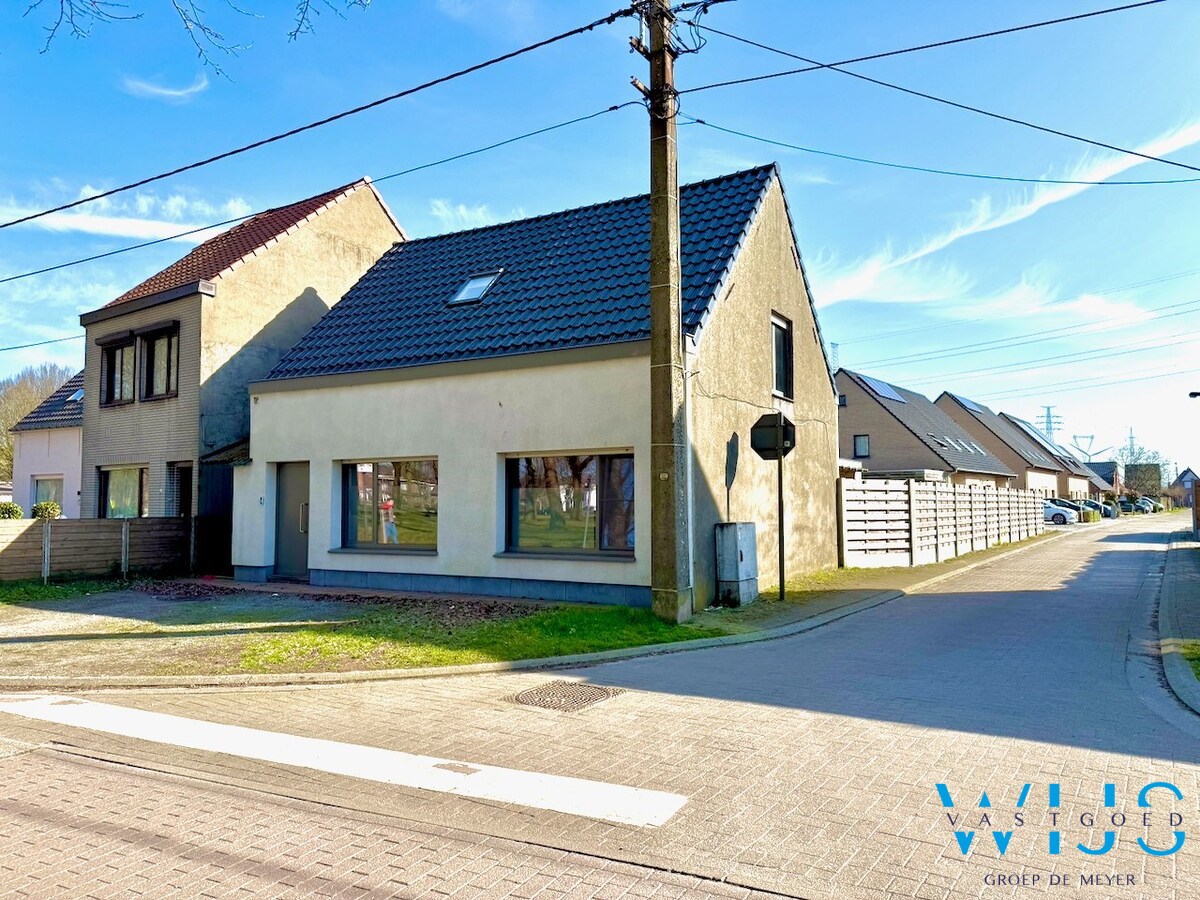 Instapklare woning met 5 slaapkamers te Evergem/ Doornzele! 