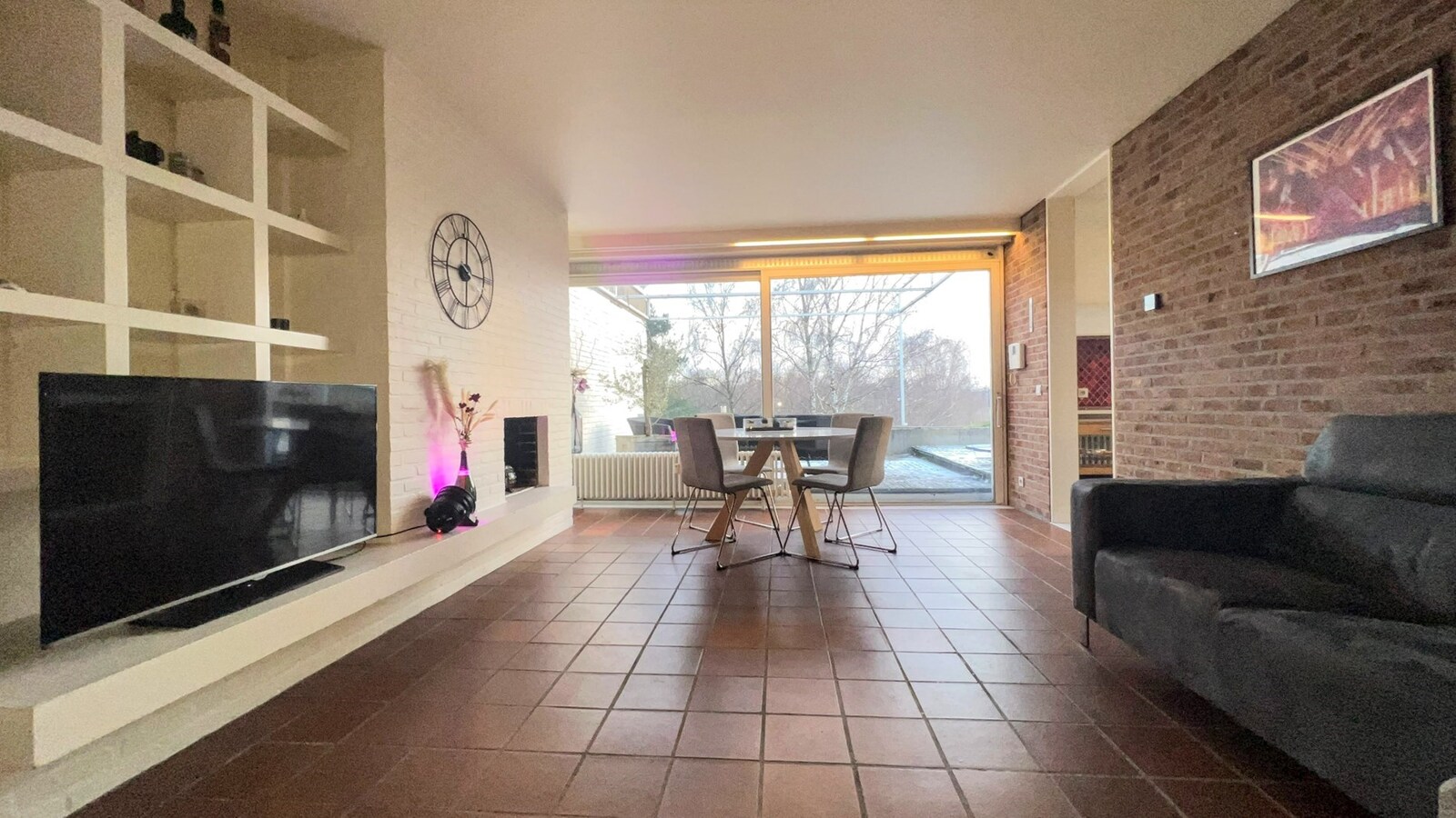 Betaalbaar dakappartement met panoramisch zicht 