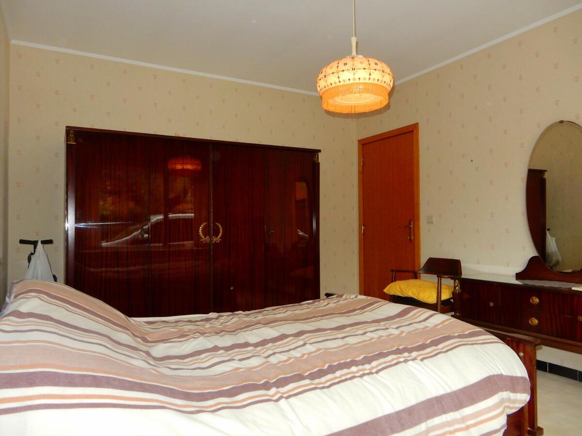 Ruime bungalow met grote zonnige tuin 