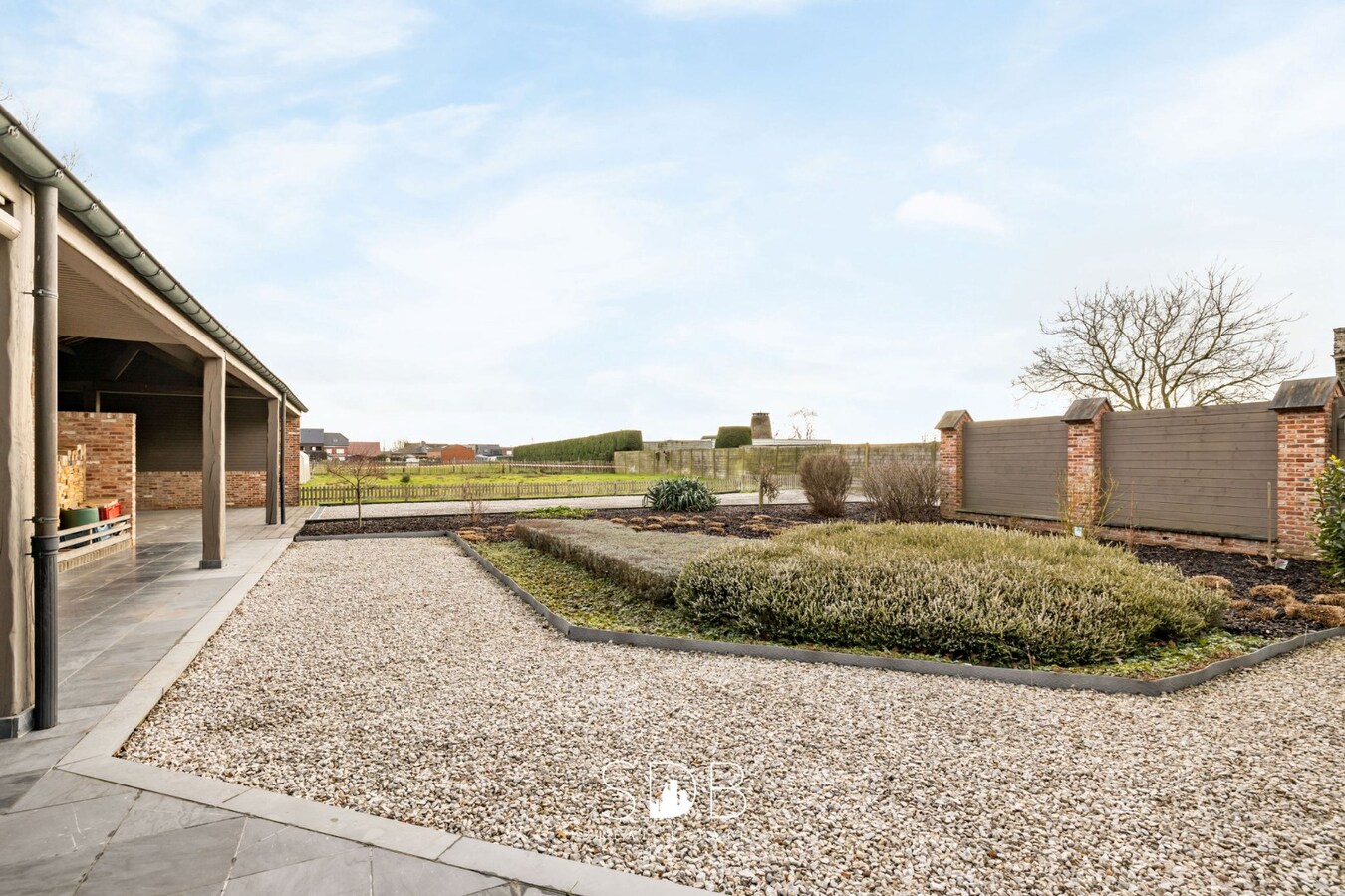 Prachtige landelijke woning met gezinstuin op 1.668m². 