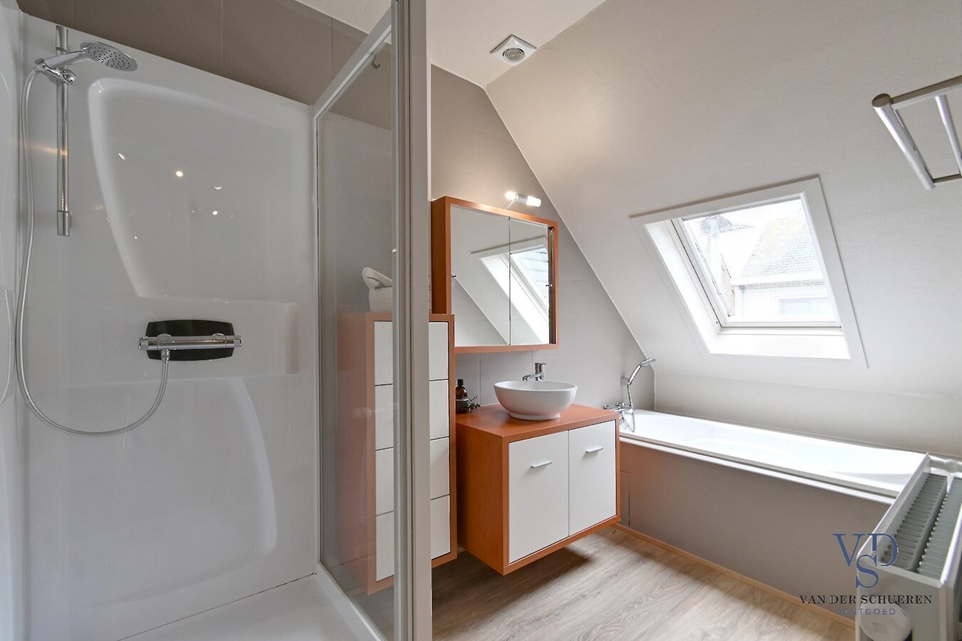Bijzonder praktische bel-étage-woning 