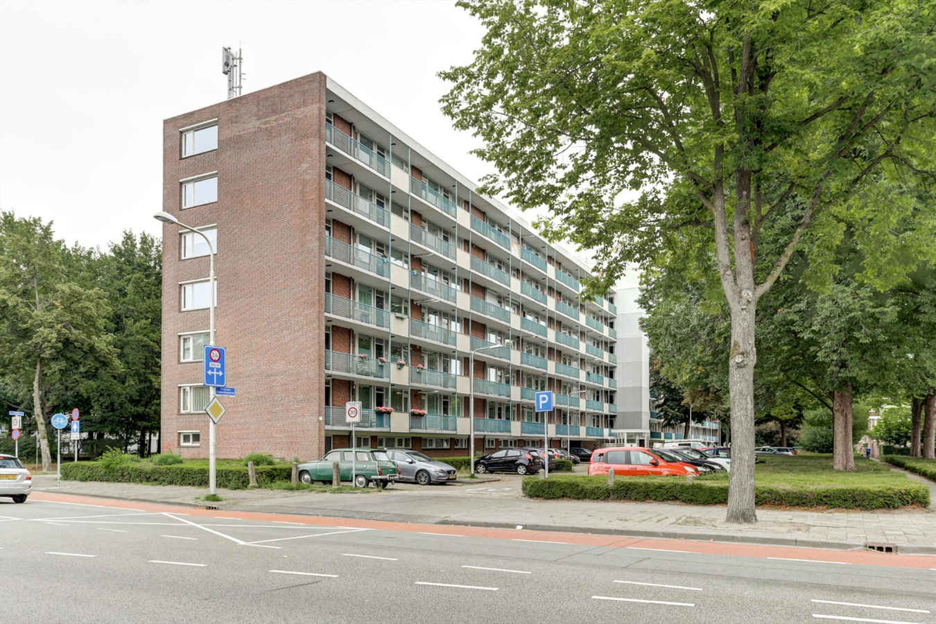Gebouw verhuurd in Tilburg