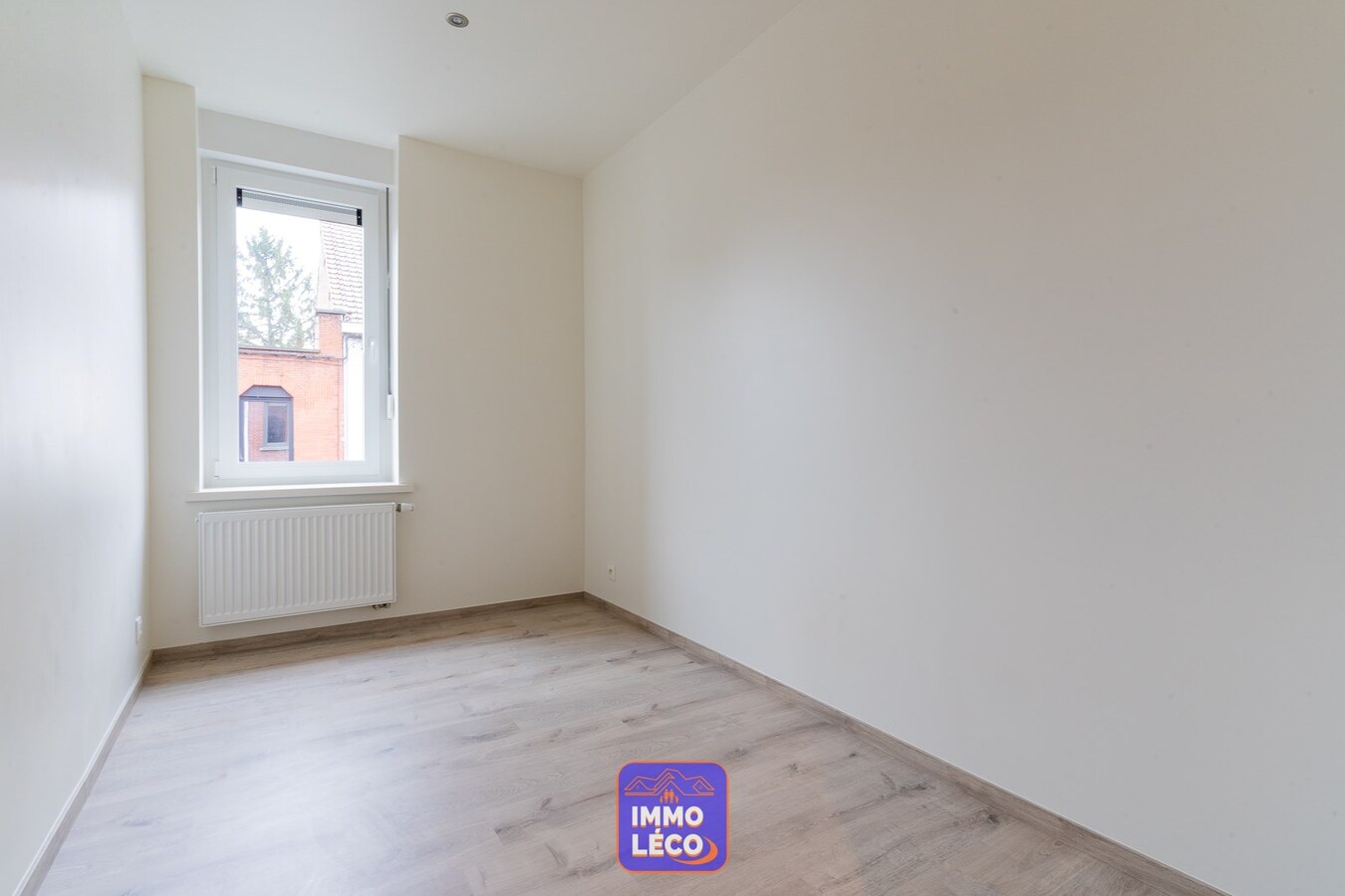 Maison rénovée en 2024 avec cour et garage, COUP DE COEUR 