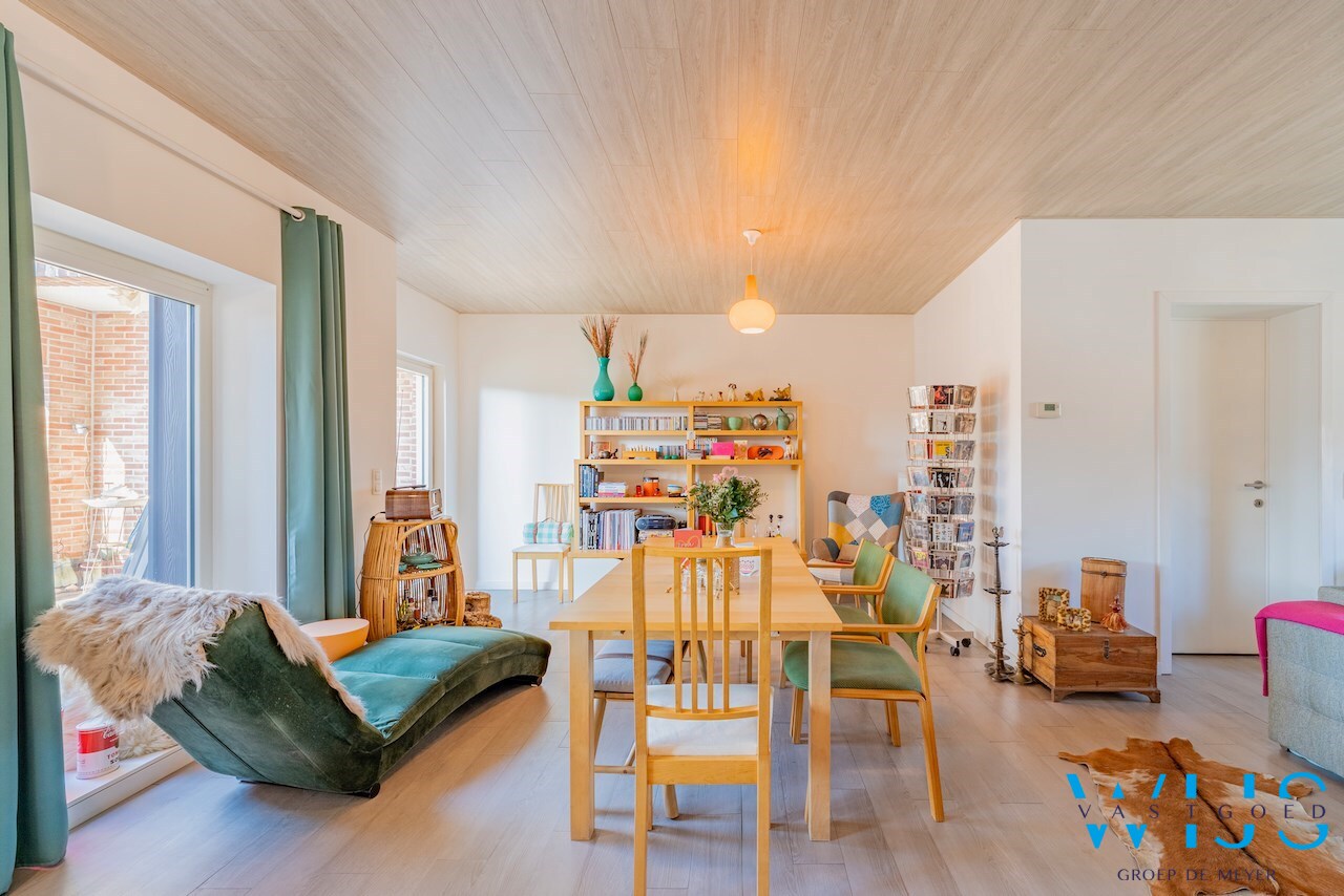 Interessant &amp; ruim duplex appartement te Ertvelde 