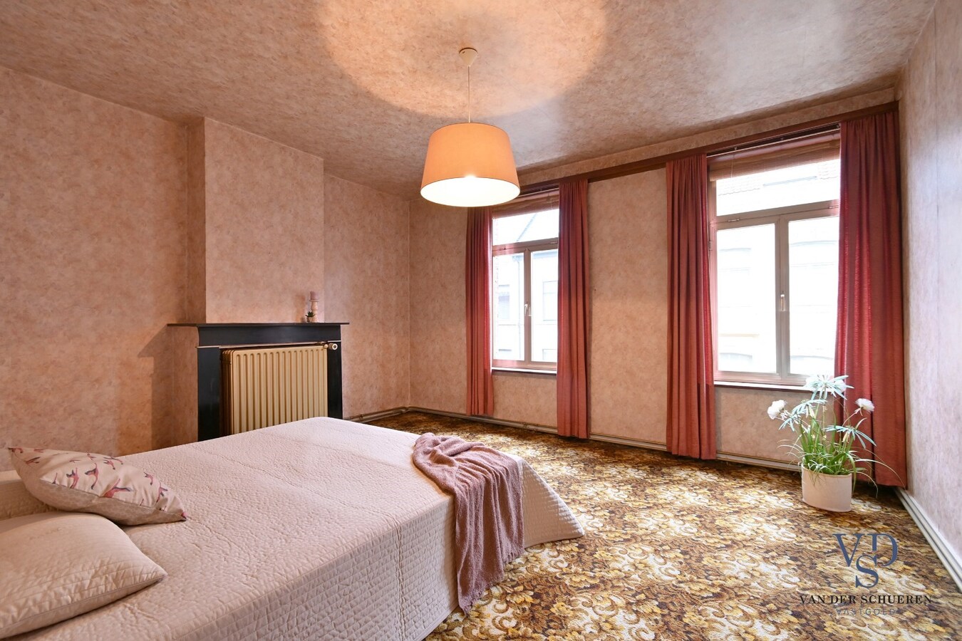 Bijzonder ruime stadswoning op gunstige ligging 