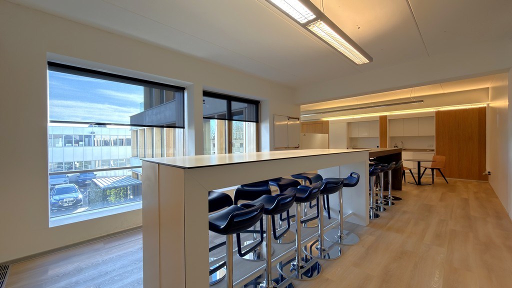 Volledig uitgeruste kantoren te huur langs E313 te Wommelgem