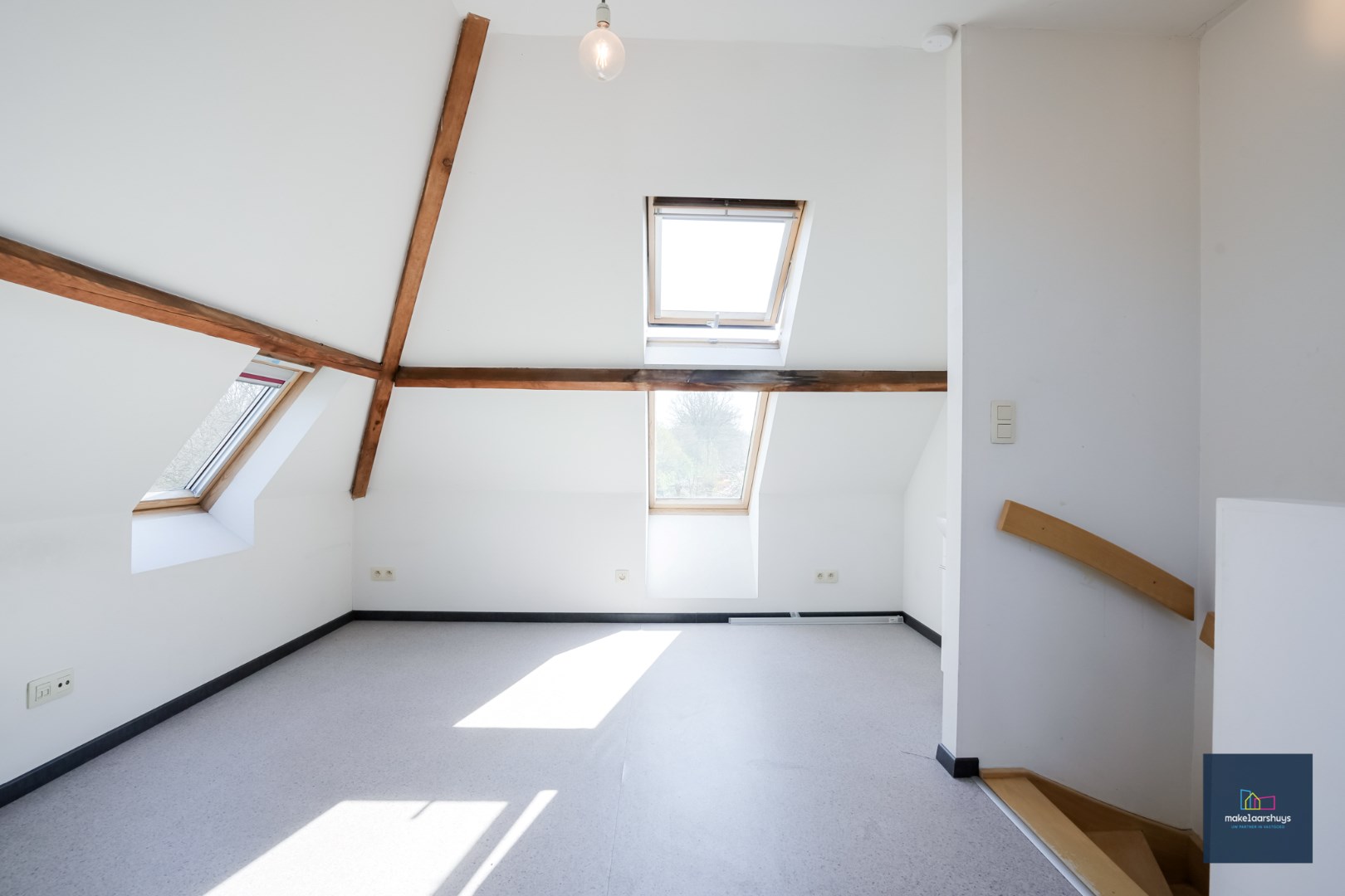 BEZOEKMOMENTEN VOLZET !!! HOB met 3 slp. en tuin (INSCHRIJVEN VIA DE LINK) 