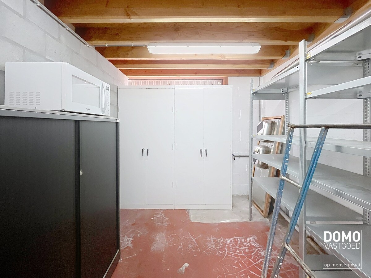 Multifunctionele ruimte rustig gelegen te Kuringen - 210m² 