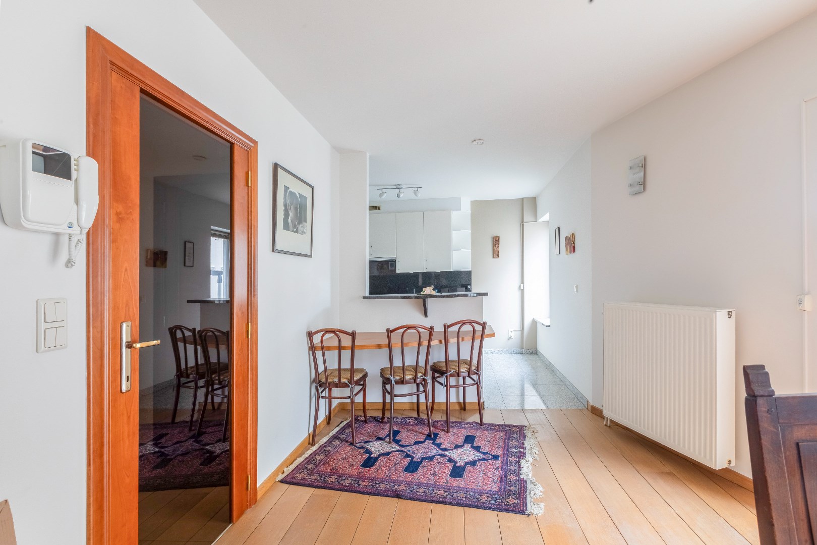 Gunstig gelegen  2-slp. app. met terrassen en garage nabij Gent Sint-Pieters 