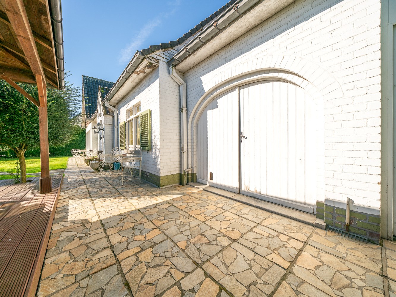 Statige villa in het centrum van Dilbeek 