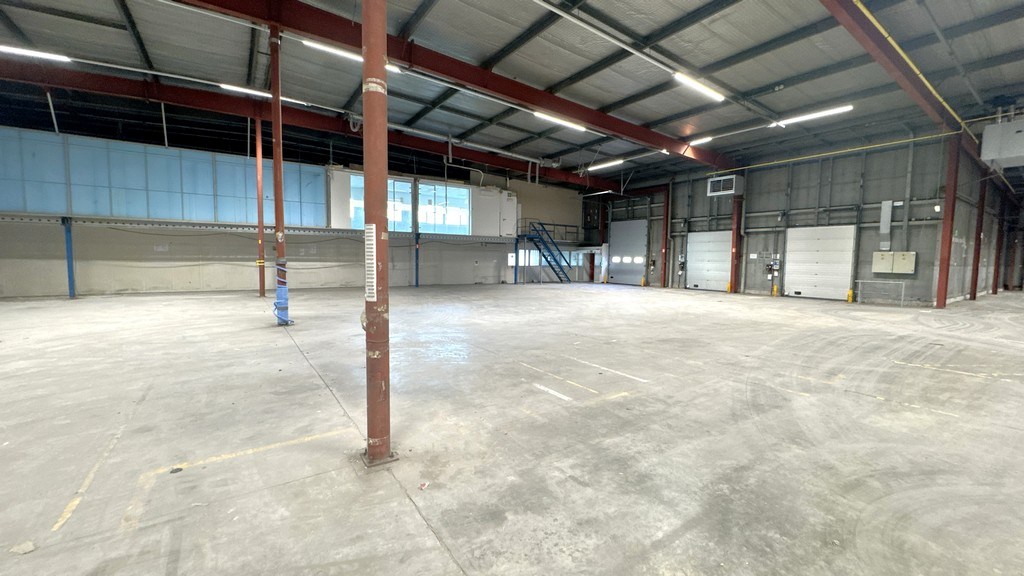 Magazijnen te huur vlakbij E19 in Kontich