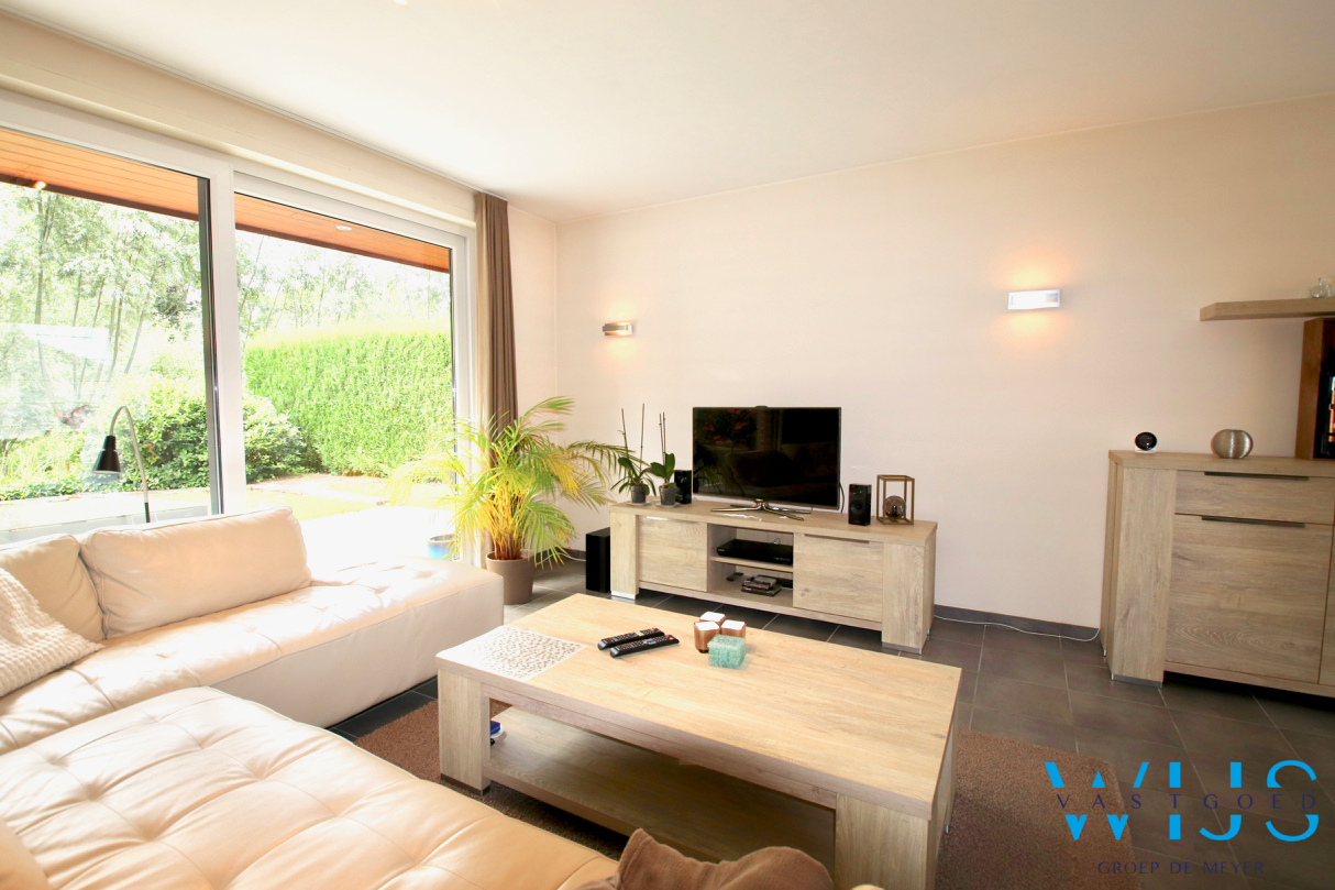 Tof woonhuis met tuin te Boekhoute ! 