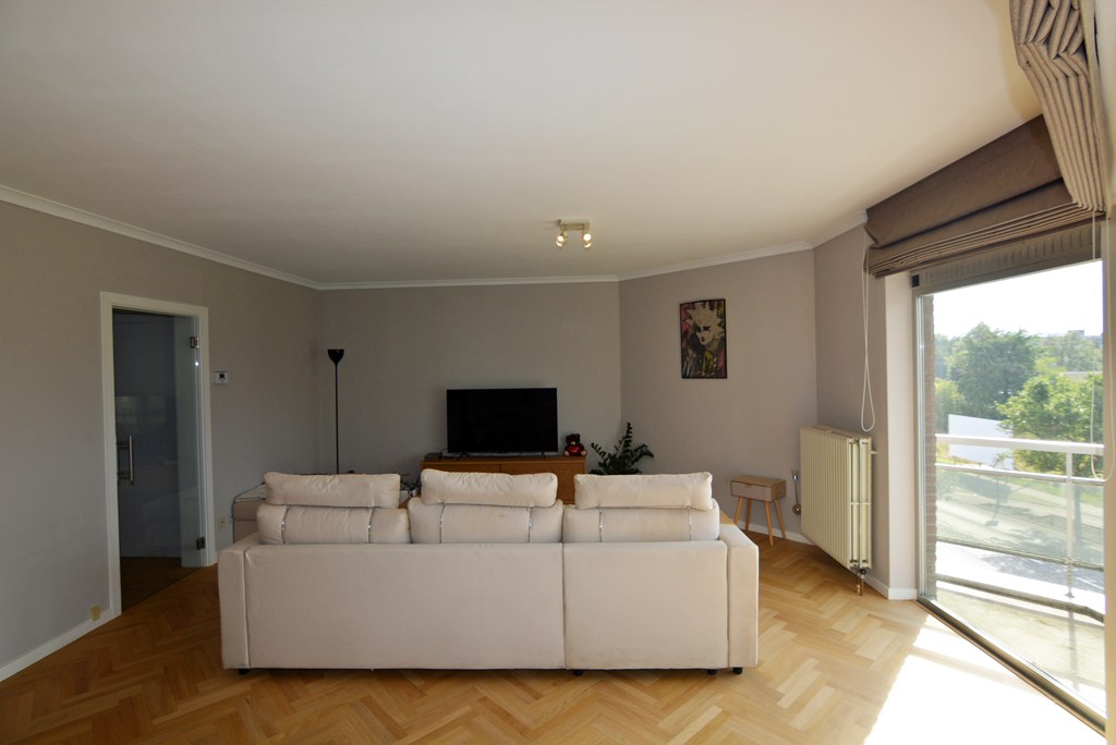Energiezuinig appartement (144 m²) met 2 slpk, balkon, kelderberging en garage. 