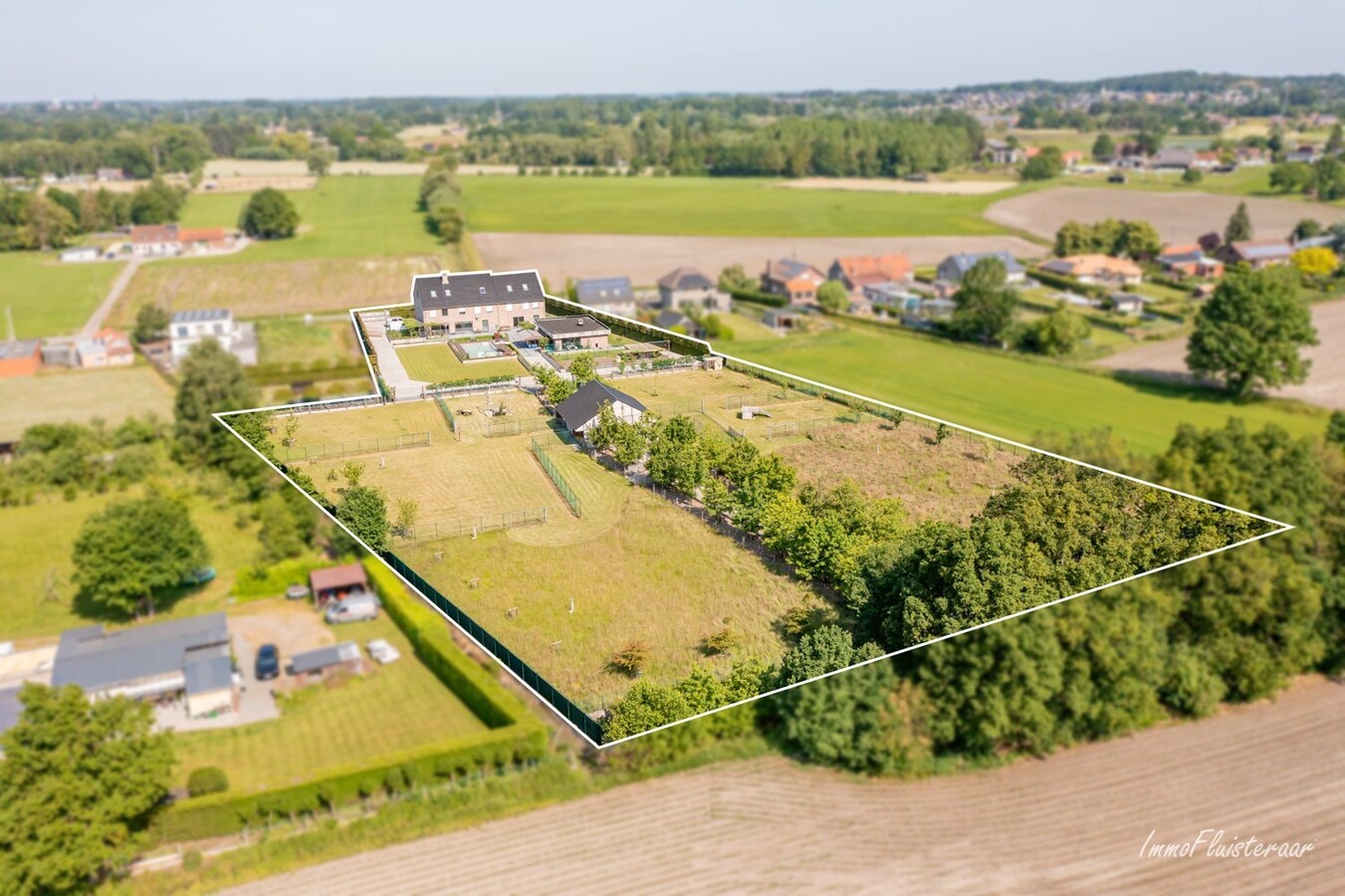 Prachtige eigendom op ca. 1,3 Ha te Heist-op-den-Berg 