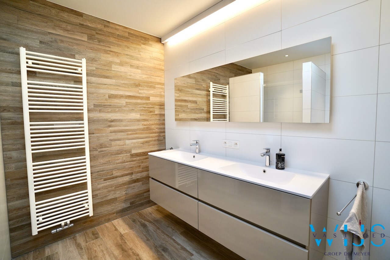 Energiezuinige gezinswoning met 4 slaapkamers ! 