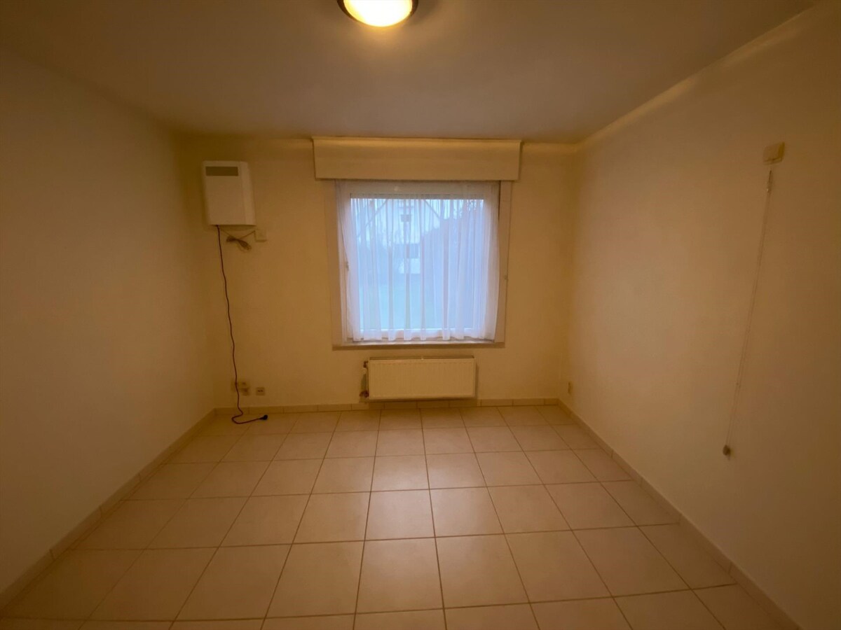 Verrassend ruime benedenwoning met tuin en garage 