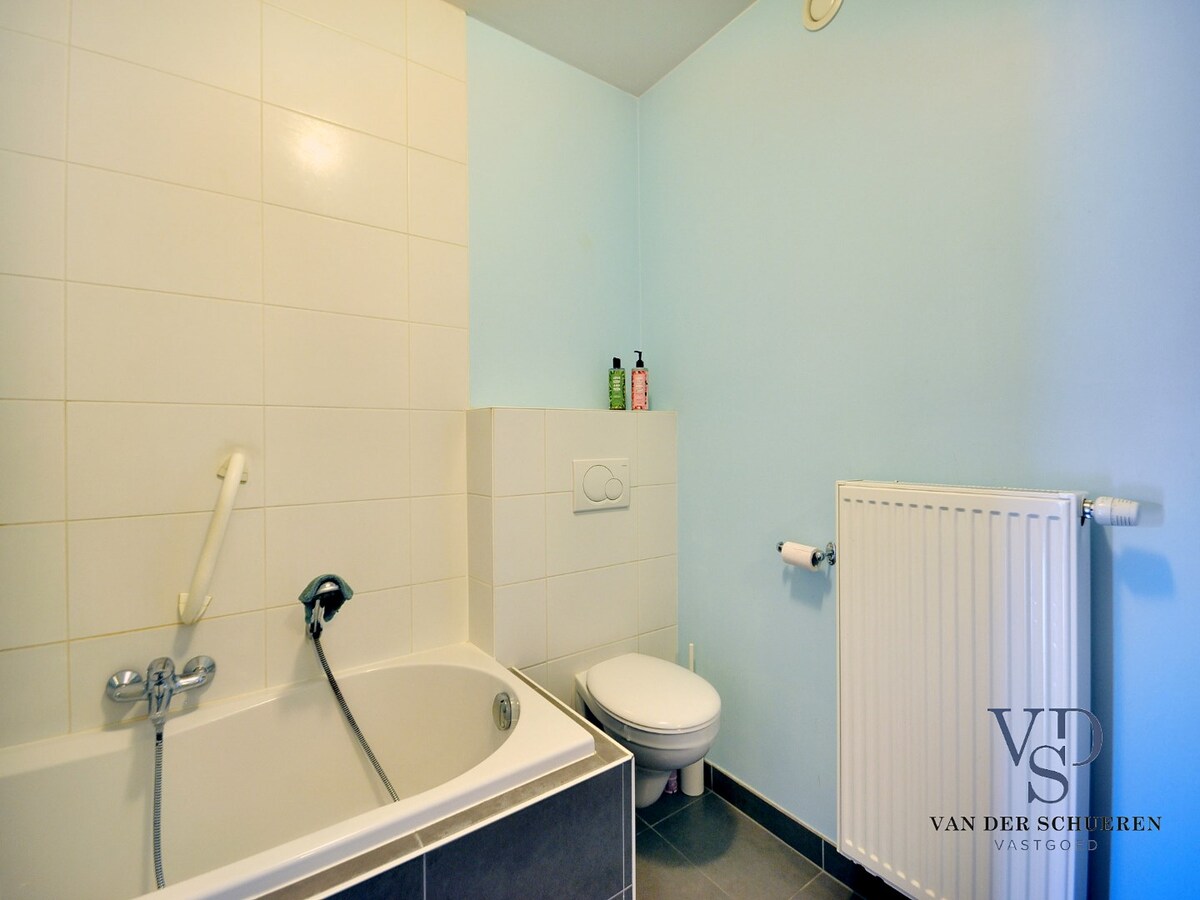 2 slpk-appartement in hartje Dikkelvenne 