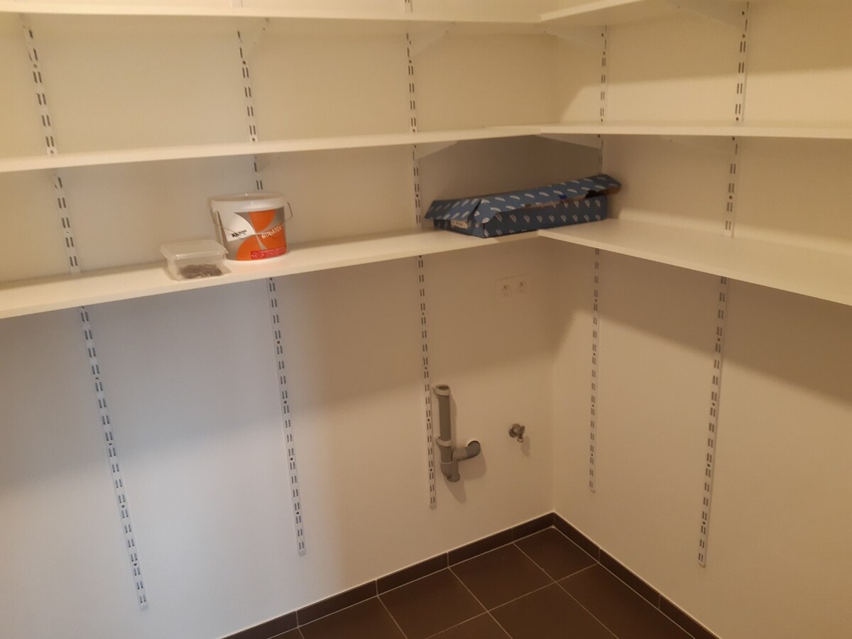 Exceptioneel appartement in hartje Dikkelvenne. 