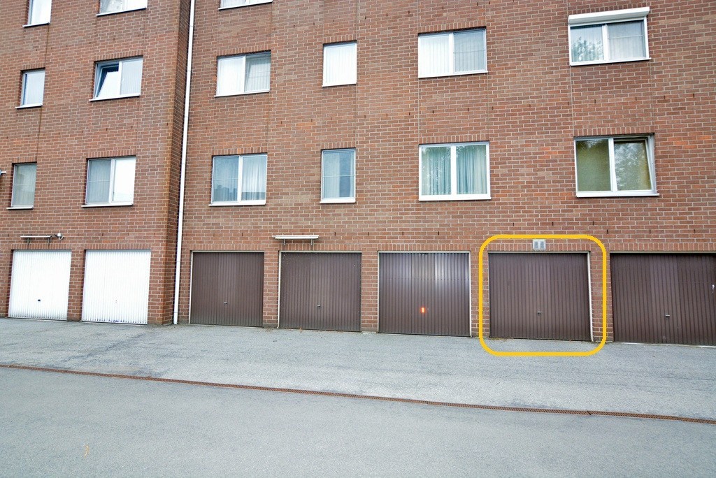 Energiezuinig appartement (144 m²) met 2 slpk, balkon, kelderberging en garage. 