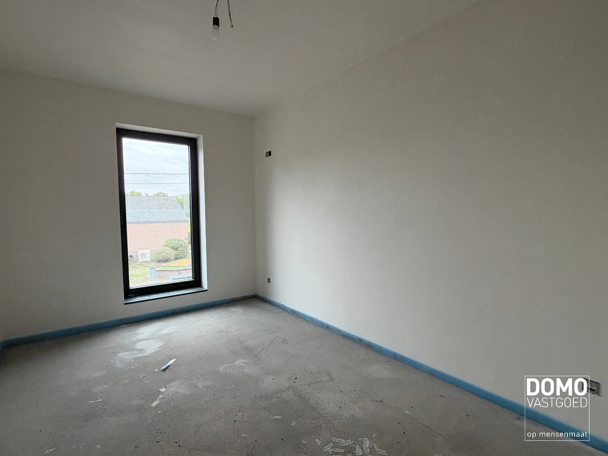 EXCLUSIEVE ENERGIEARME NIEUWBOUWWONINGEN MET 4 SLAAPKAMERS, TUIN &amp; CARPORT IN HARTJE KERMT (HASSELT) 