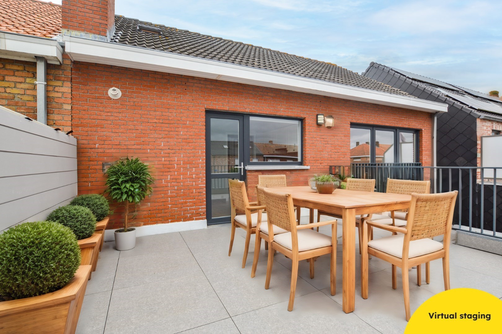 Duplex appartement met 2 slpks en 2 garages in centrum Eernegem 