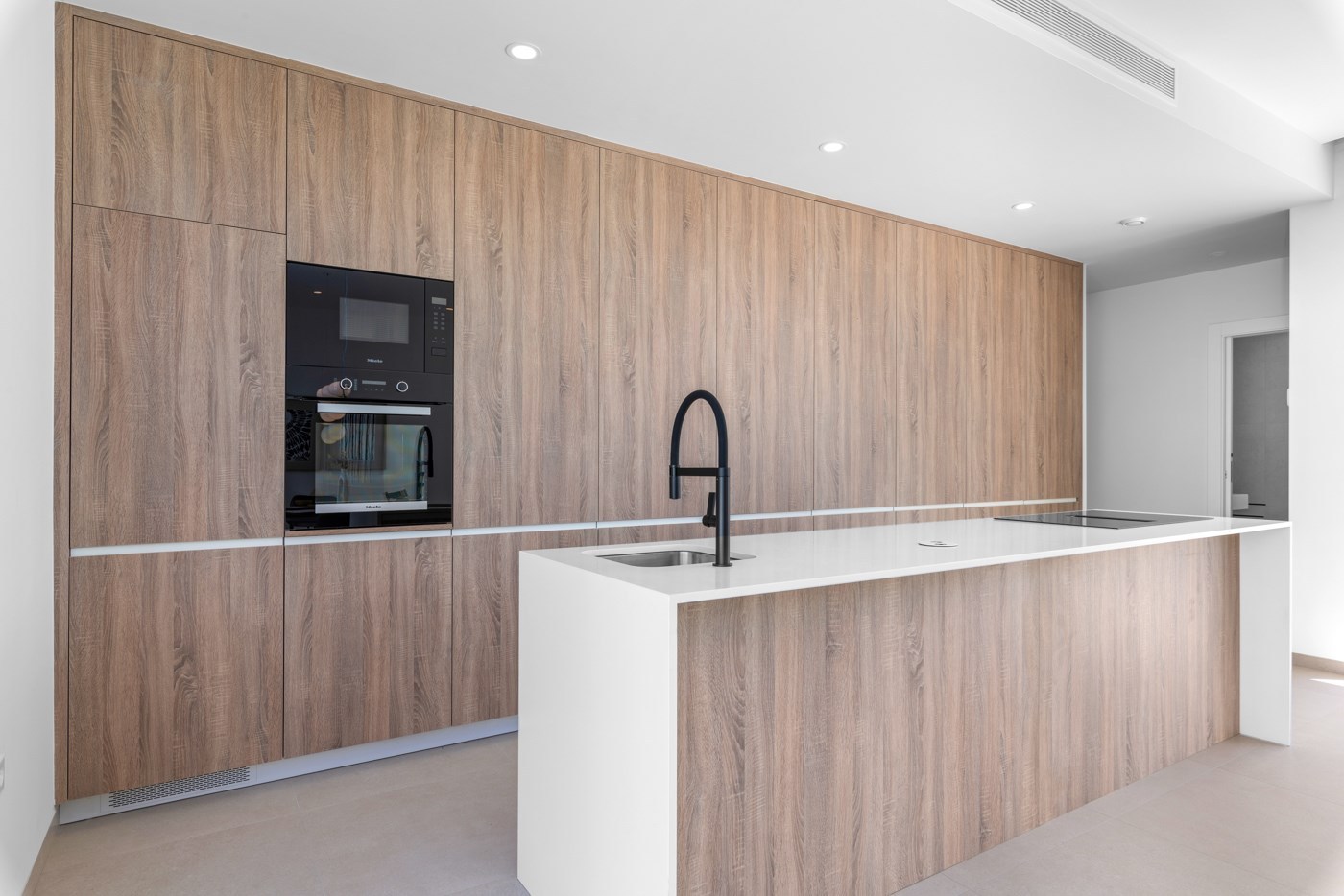 Nieuwbouw villa met 3 slaapkamers en privé zwembad  - Los Alcazares 