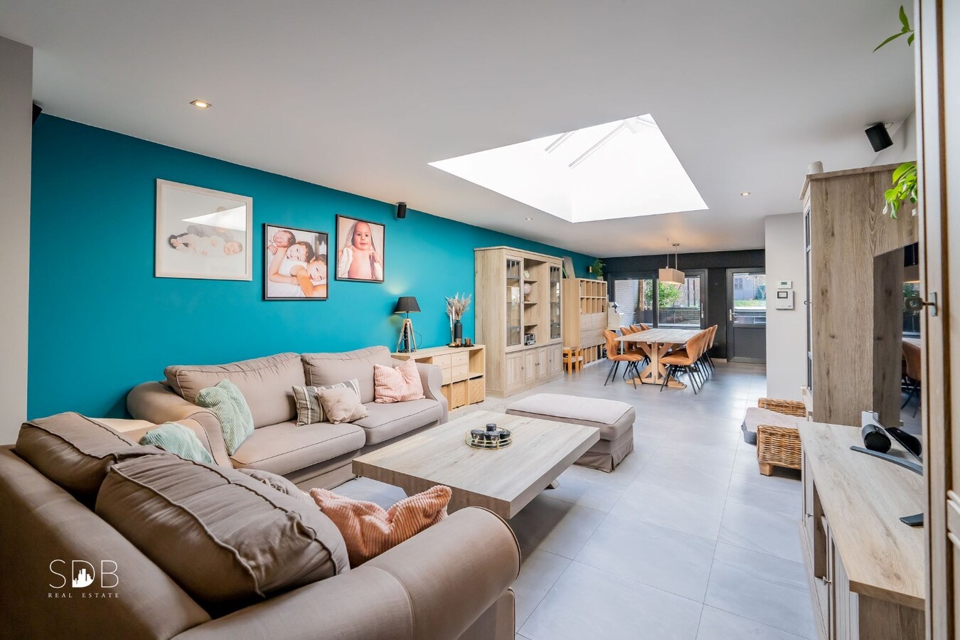 Hedendaagse gesloten bebouwing 