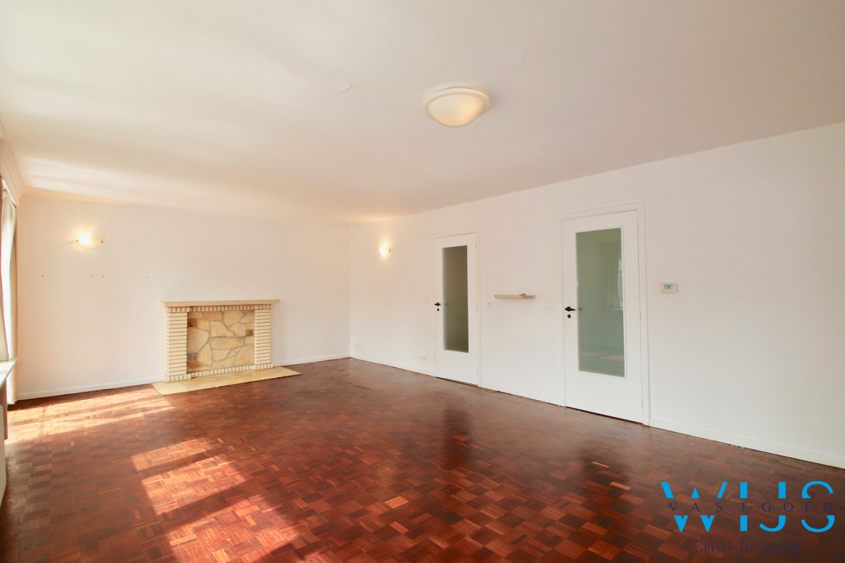 Instapklaar &amp; volwaardig appartement in Sint - Amandsberg 