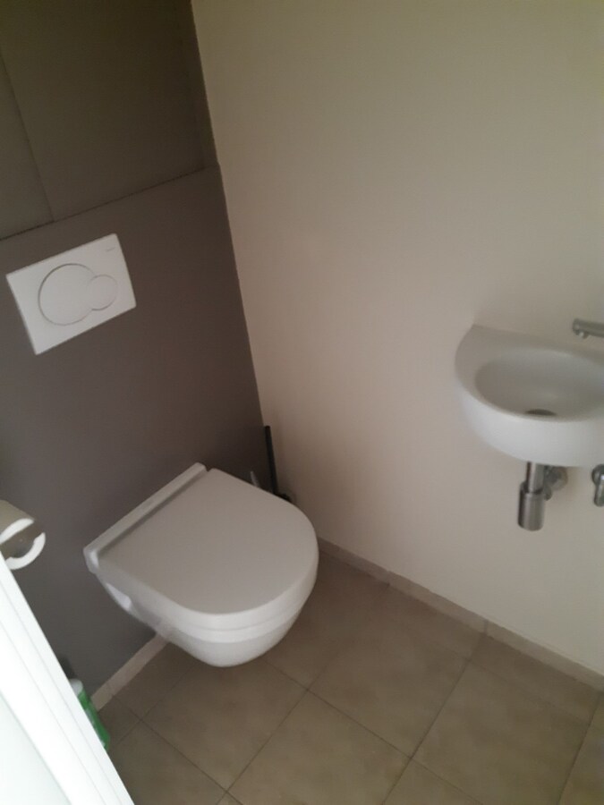 Aangename studio nabij Station (in t groen met terras). 