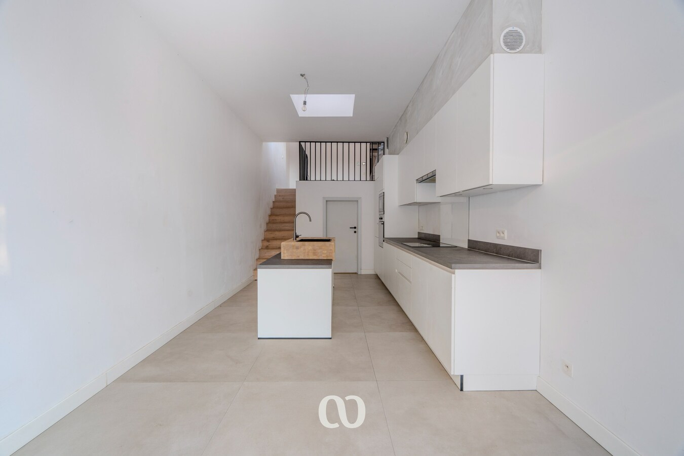 Luxe-appartement met klein tuintje 