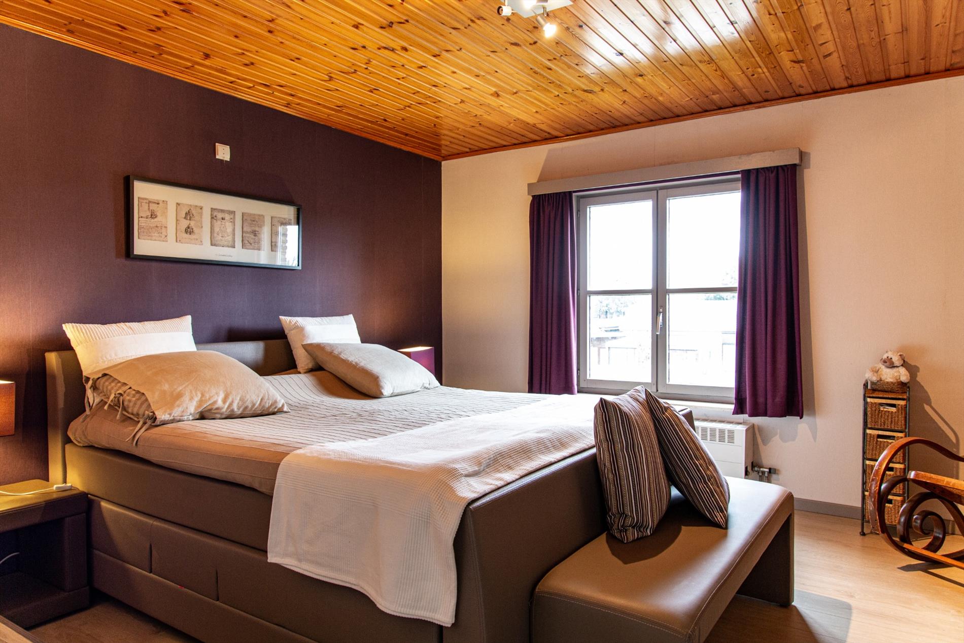 Rustieke woning met paardenstalling op 959m² landelijk gelegen doch nabij centrum Maldegem 